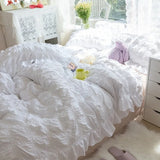 Gaeaspace  -  White Ruffled Seersucker Duvet Cover Set for Girls, Soft Princess Bedding Set with Bed Sheet, Pillowcases, 3 Pcs, 4Pcs