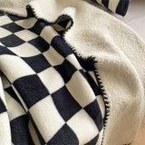 Gaeaspace  -  Vintage Checkerboard Flannel Blanket, Warm Fleece Blanket, Nordic Sofa Nap Blanket, Autumn and Winter