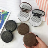 Gaeaspace  -  1pc Mini Pocket Chocolate Makeup Mirror Cookie Biscuits Compact Make Up Mirror with Comb Portable Traveling Folding Mini Miroir