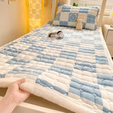 Gaeaspace  -  Dormitory Single Thick Warm Bed Sheet Winter Milk Velvet Mattress Topper Double Bedspread Thin Bed Pad Mattress Cover Tatami Mat